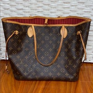 Louis Vuitton MM Neverfull tote
